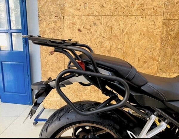 Baga khung tui hong Honda CB650 CBR650 8