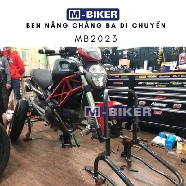 Ben nang di chuyen chang ba moto 10