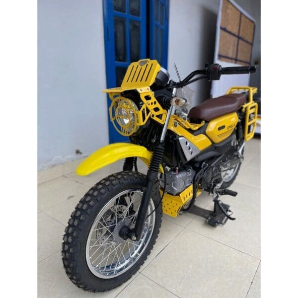 de truoc Yamaha PG1 3