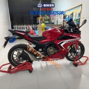 ben nâng honda CBR150R