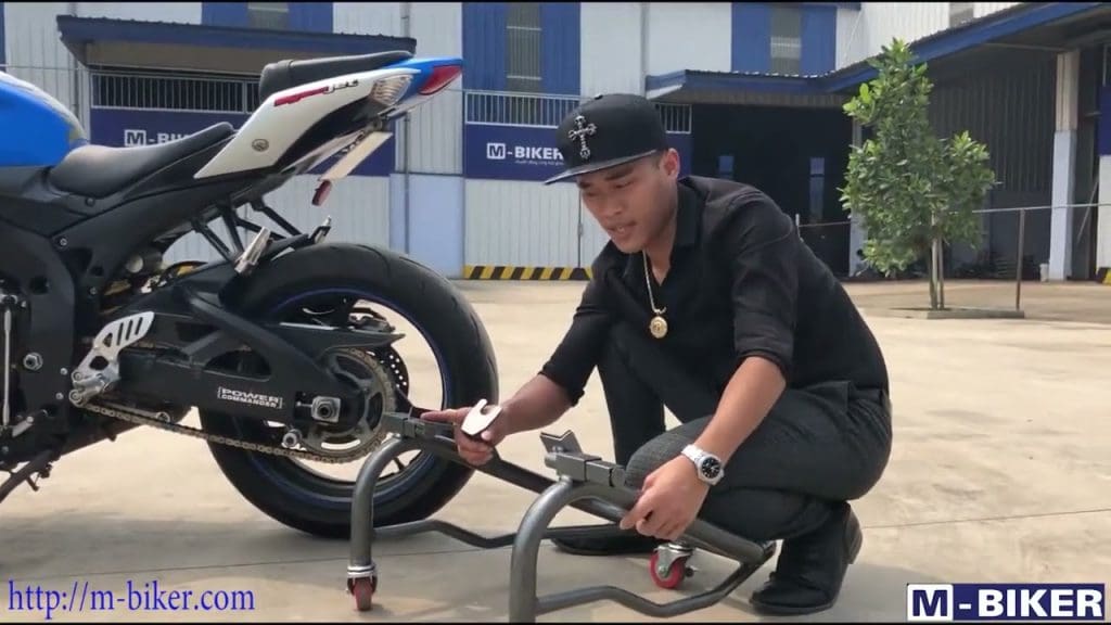 Video Thumbnail: Hướng dẫn sử dụng ben nâng sau MB360 Mbikervn