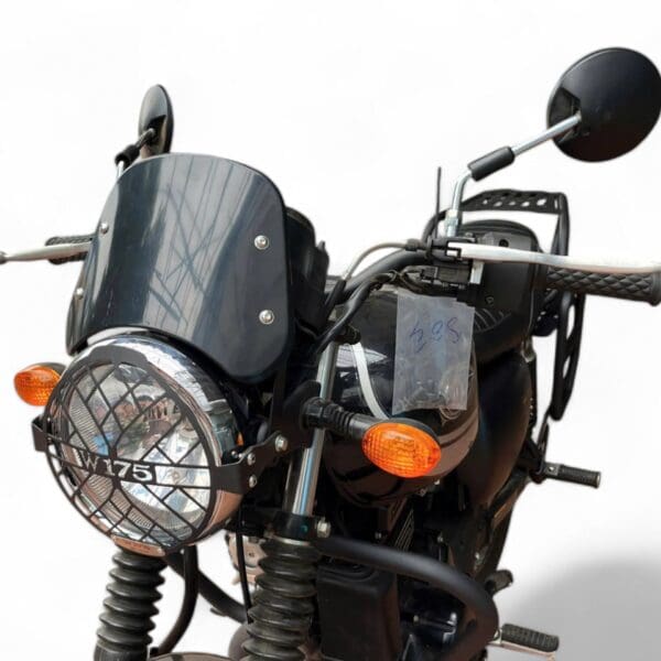 kính chắn gió w175