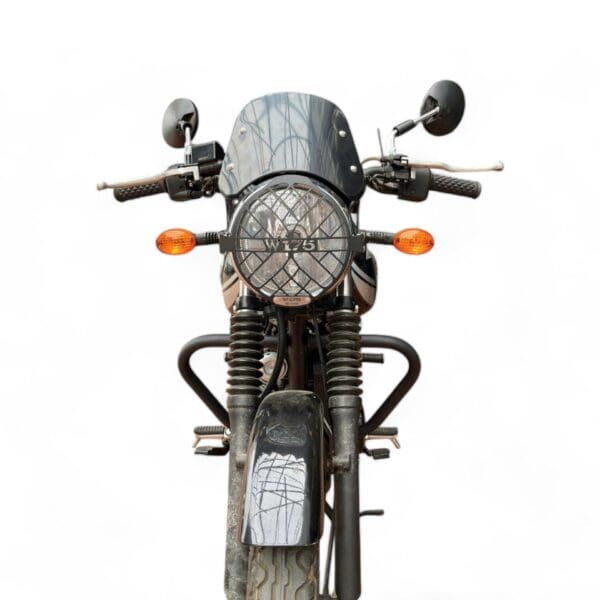 kính chắn gió w175