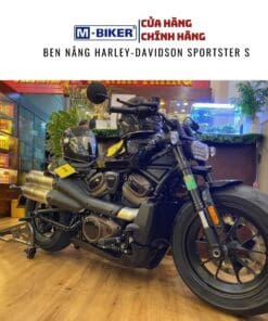 ben nâng Harley Davidson Sportster S
