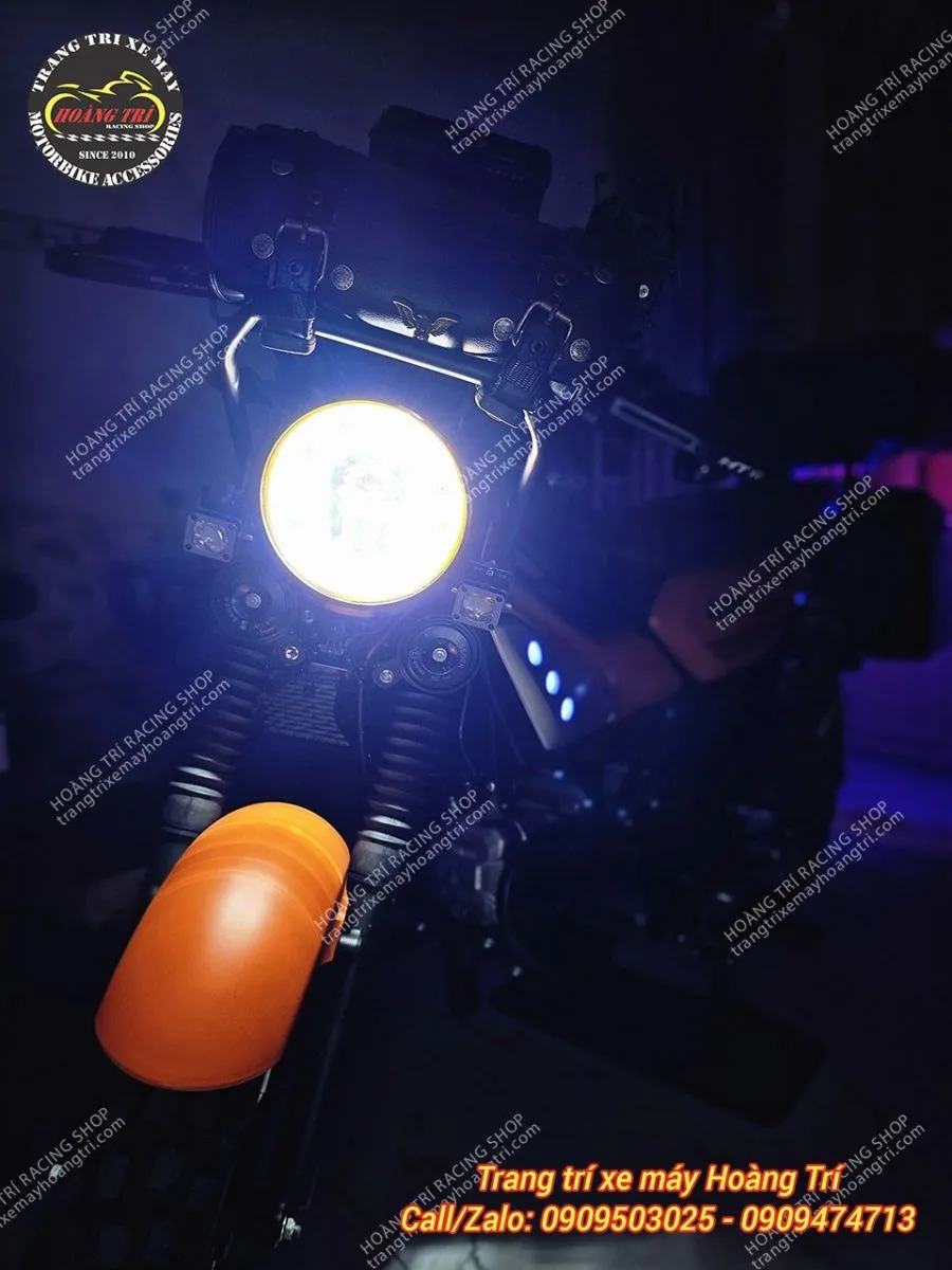 Ánh sáng đèn pha cực mạnh mang lại ánh sáng đủ để xuyên đêm