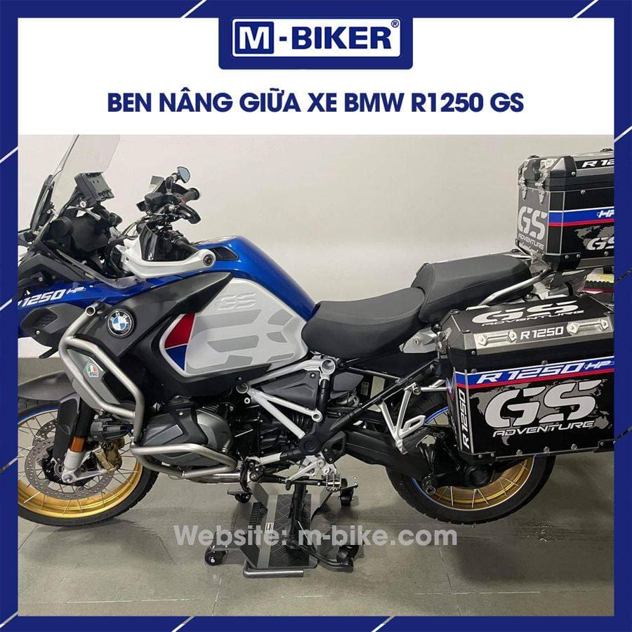 ben nang giua xe bmw r1250 gs 01 ben nang giua xe bmw r1250 gs 01