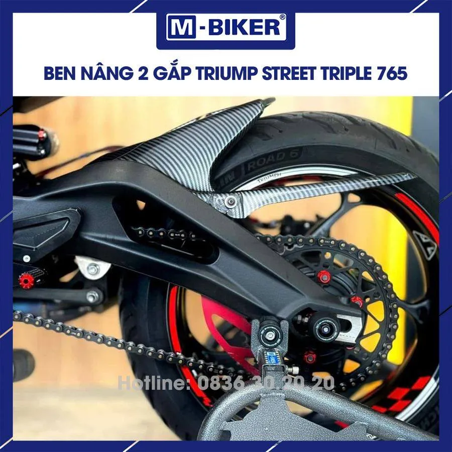 Ben nâng xe Triumph Street Triple 765 hai gắp, một sản phẩm chất lượng