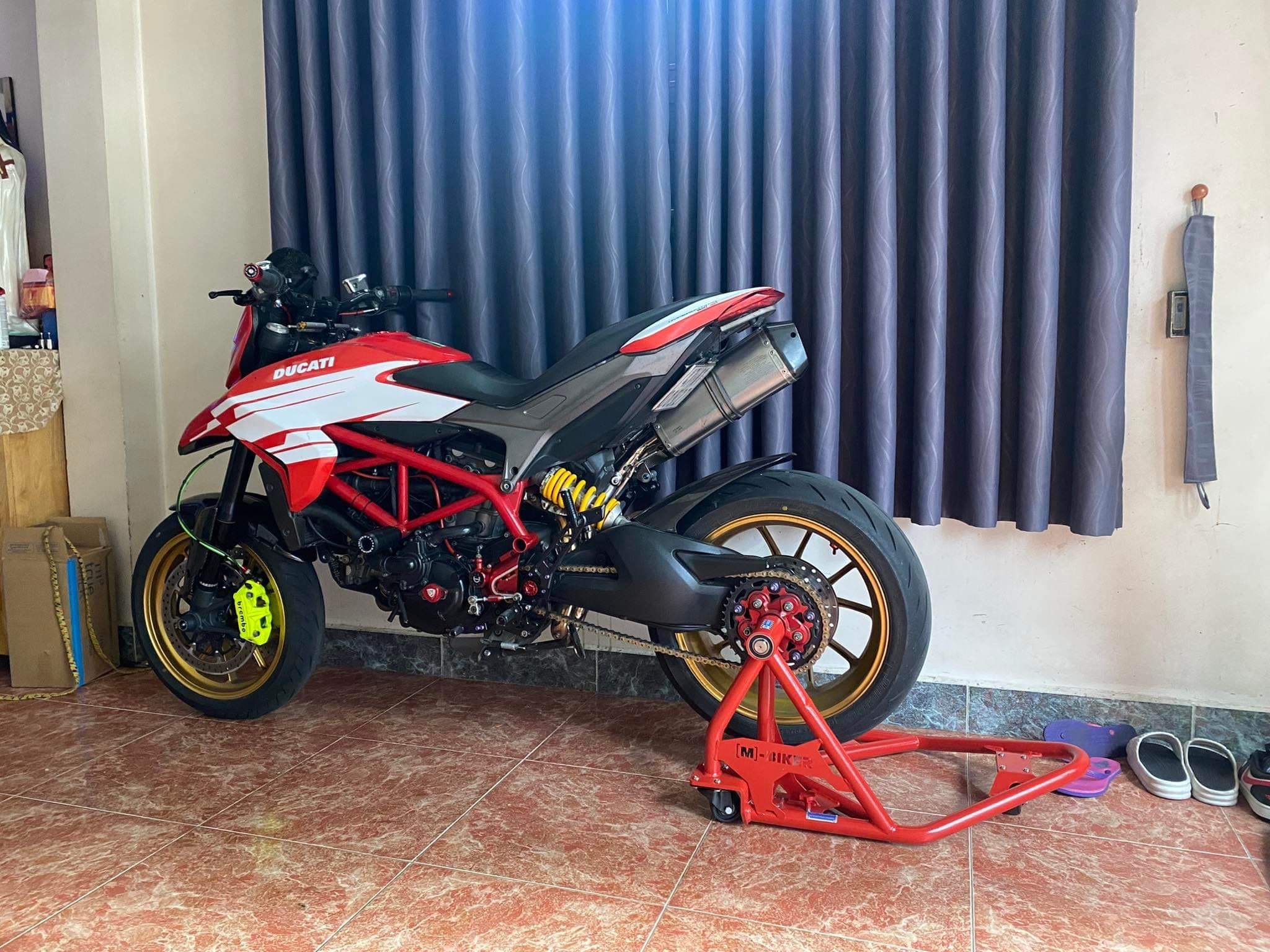 nang xe ducati 821 nang xe ducati 821