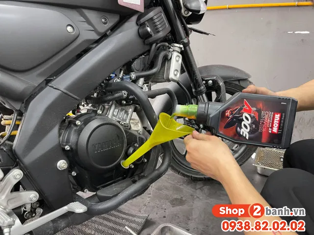 Nhớt Motul 300V cho XSR 155