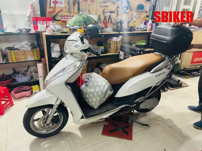 Thùng Top Honda Lead: Giải Pháp Hoàn Hảo Cho Mọi Hành Trình