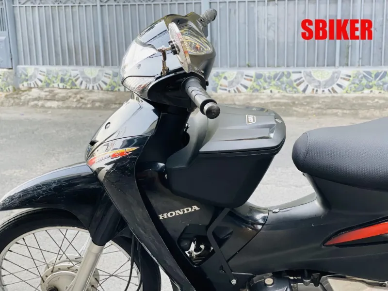 Thùng giữa Givi Wave Alpha