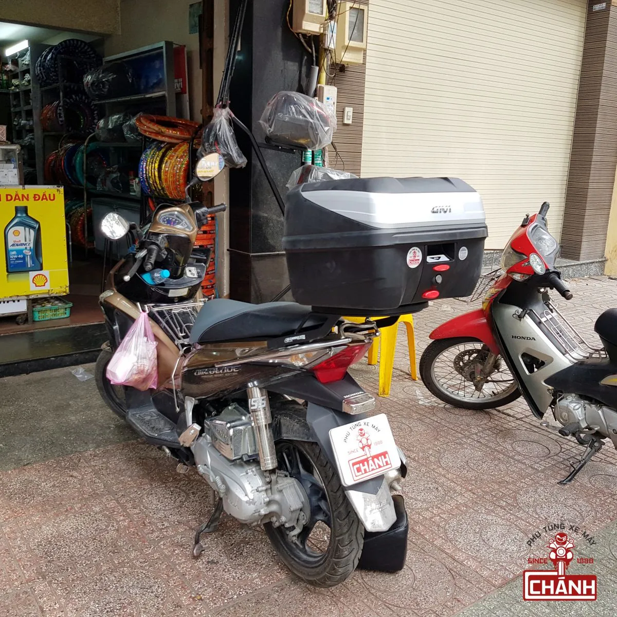 Thung-Givi-cho-xe-Honda-Airblade-110-2011-2