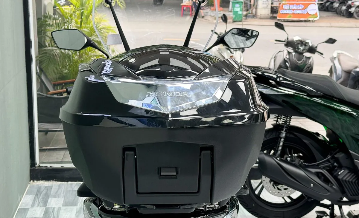 Thùng Sau Sh Ý Chính Hãng: Sự Lựa Chọn Hoàn Hảo Cho Xe SH150i/SH125i