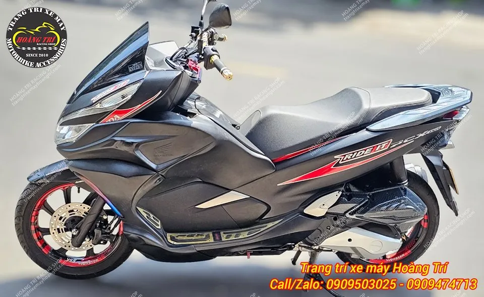 Trang bị thêm các phụ kiện khác để xế cưng thể hiện phong cách Gold Wing rõ hơn
