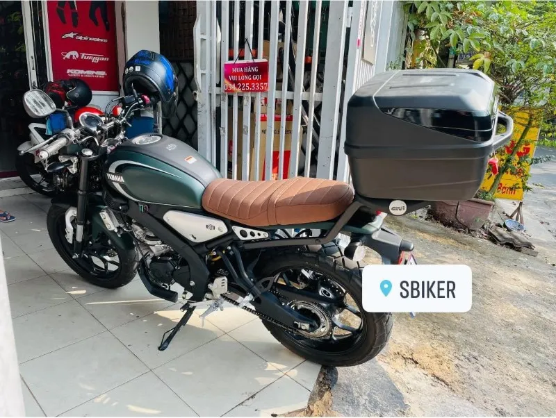 Xe Yamaha Xsr155 gắn thùng Givi B32nb sản phẩm 32 lít