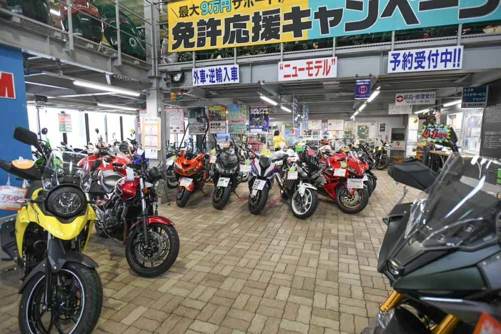 Thùng Top Yamaha YZF600R Thundercat: Nâng Tầm Xế Cưng, Tối Ưu Hành Trình