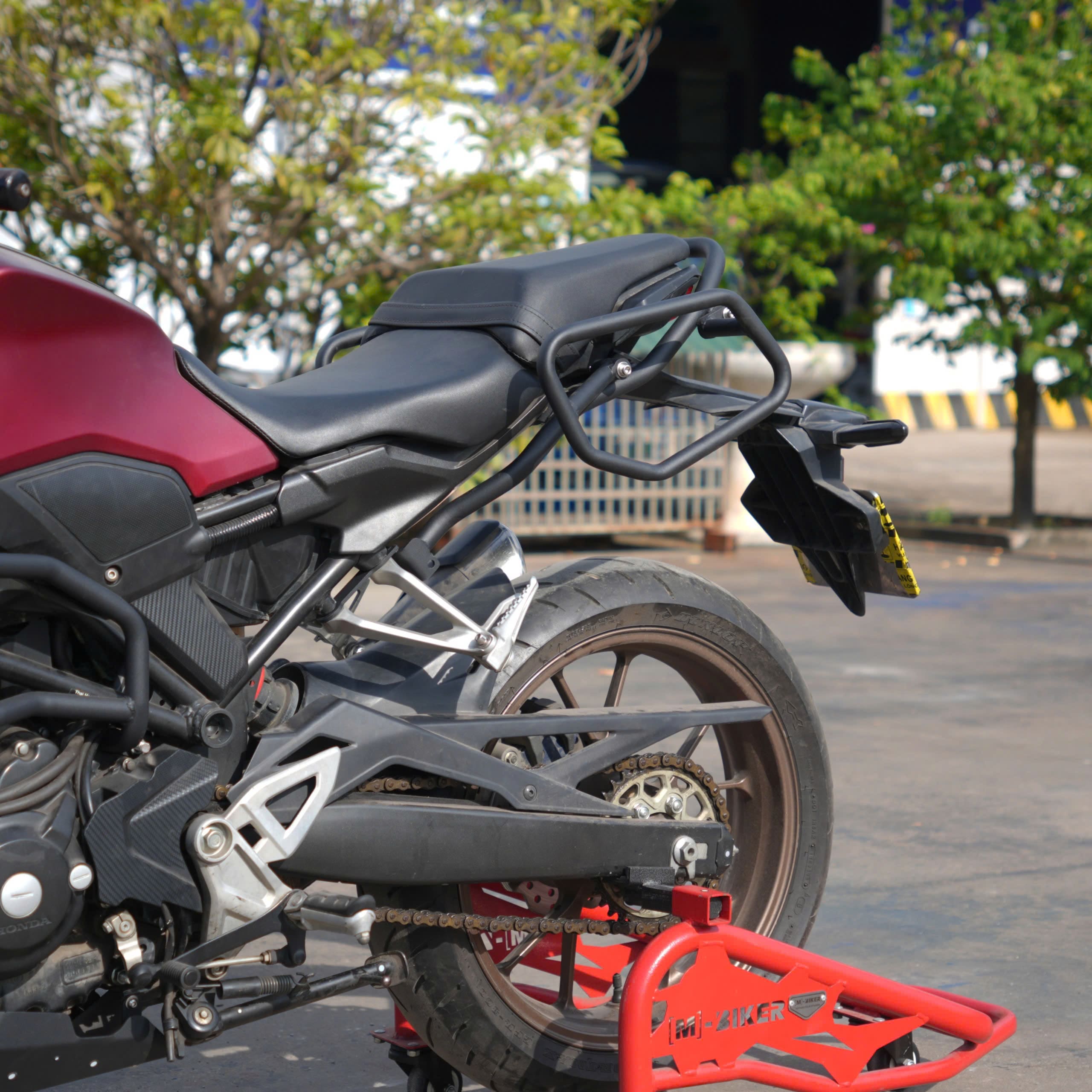 Khung Túi Đơn Honda CB300R MBiker – Tích Hợp Tay Dắt Giấu Gầm Tối Ưu