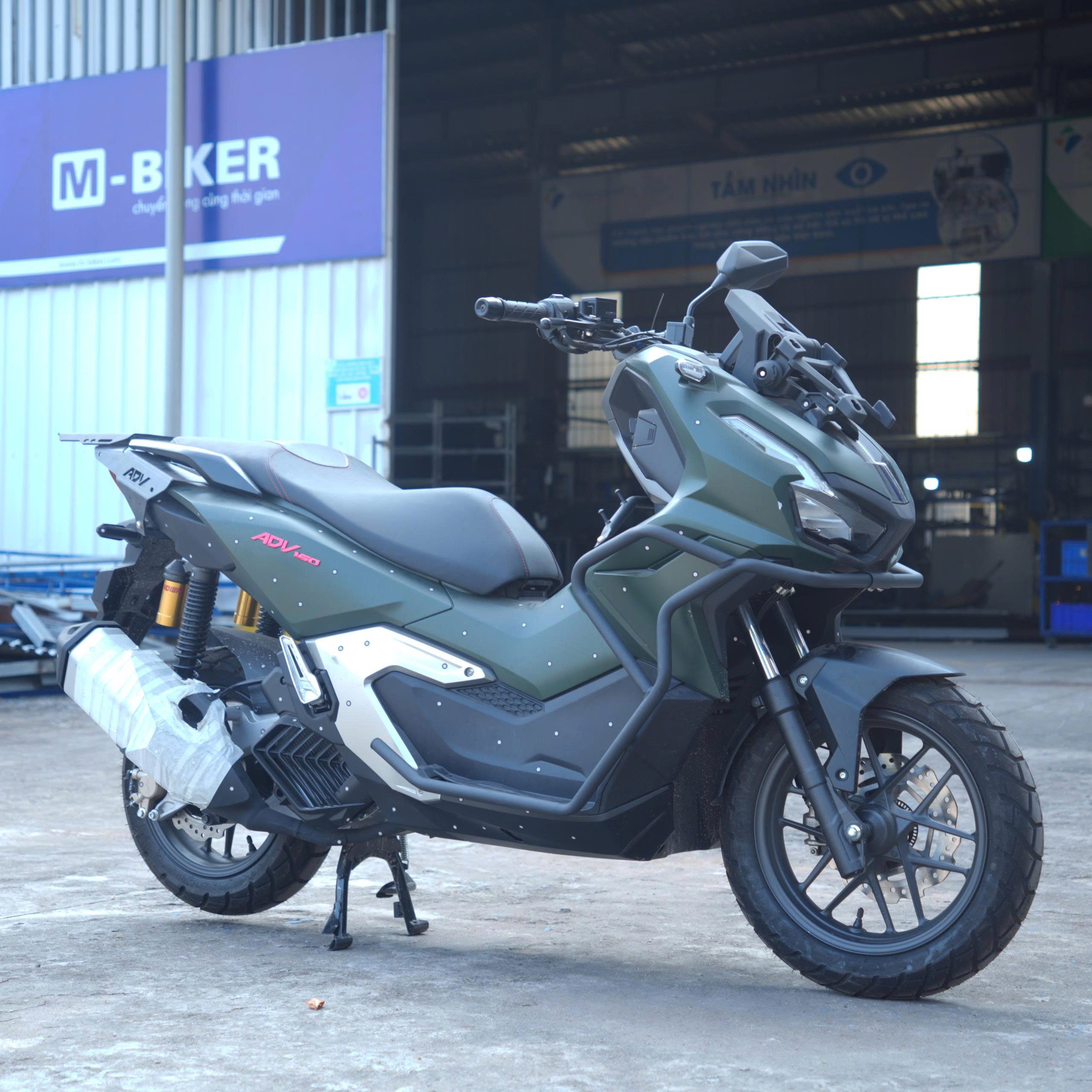 Chống Đổ Honda ADV 160 M-Biker - Bảo Vệ Khung Xe Toàn Diện 20 chong do honda adv160 6
