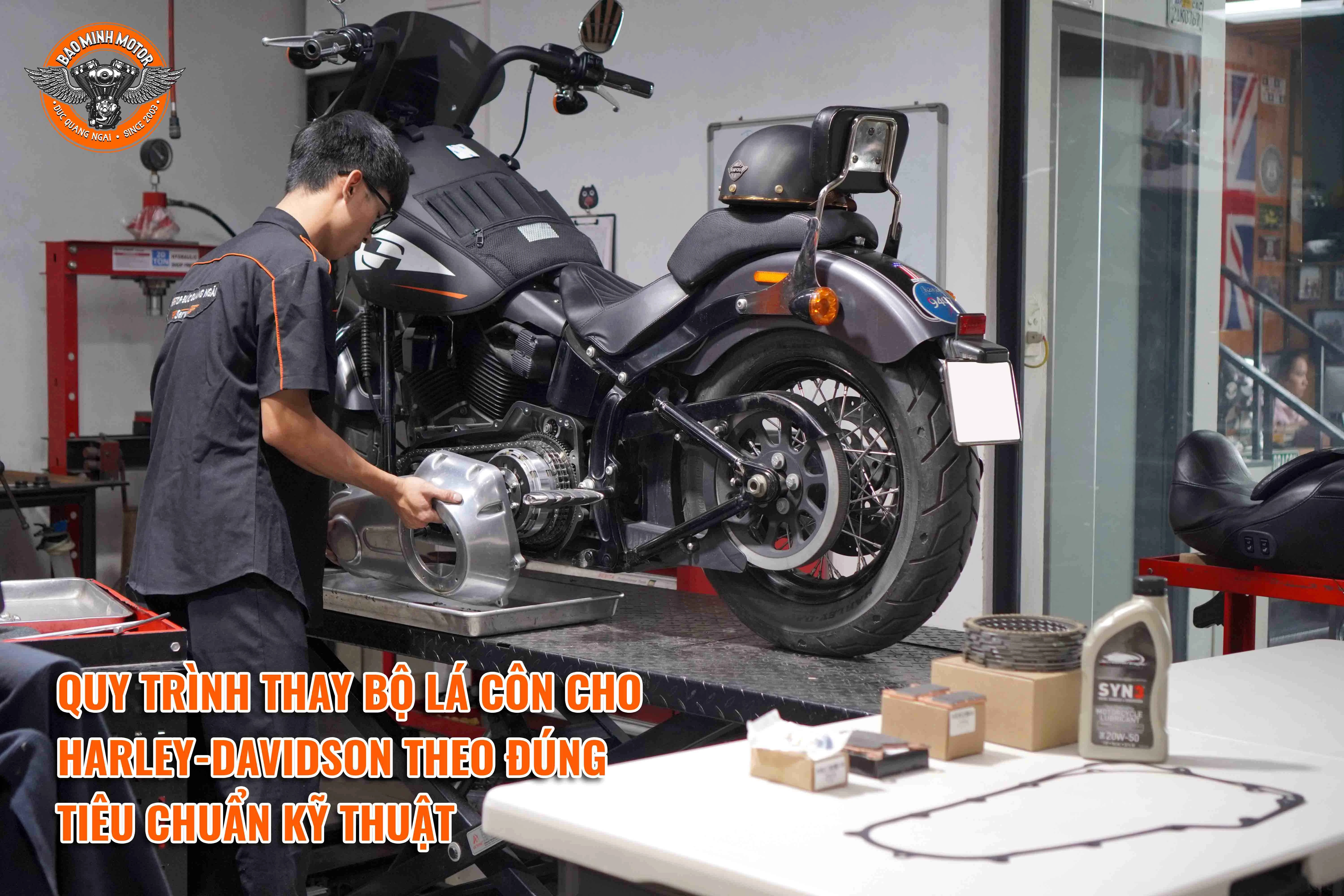 Ben nâng cân bằng xe Harley M-Biker: đối chiếu thông số kỹ thuật 6 Ống thép khung gầm xe mô tô bị móp méo cục bộ do sử dụng con đội kê gầm có đầu chóp tiếp xúc quá nhỏ
